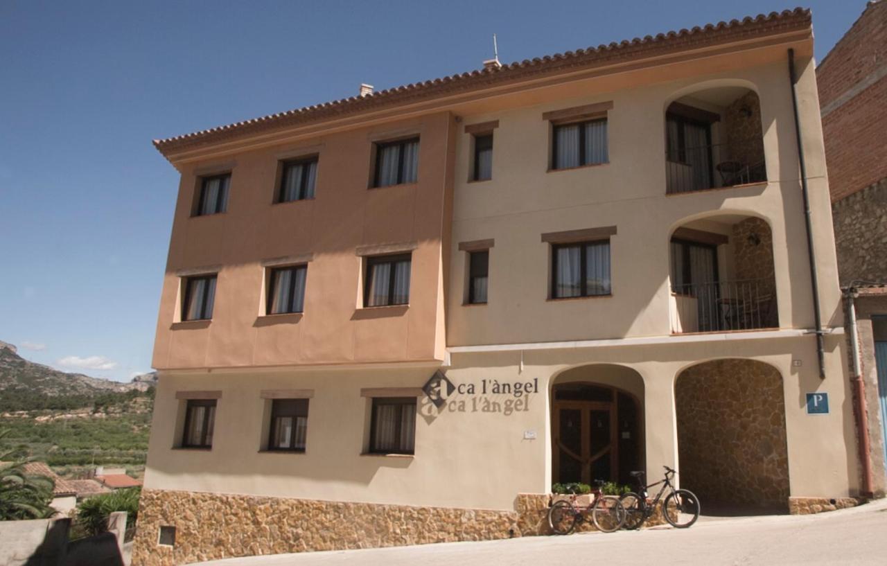 Ca L'Angel Hotel Pinell de Bray Luaran gambar